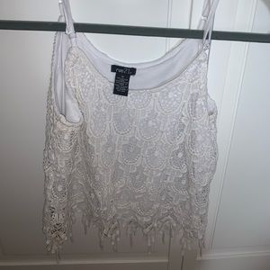 white lace tank top